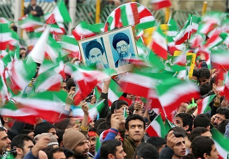 ولایت فقیه،اساس نظام است/ پاسخ مردم به فتنه گران، حضور پرشور در صحنه‌های انقلاب است