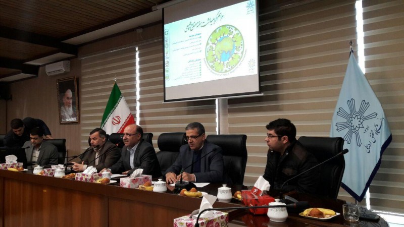  صیانت از منابع طبیعی وظیفه همگانی است/ایران روی کمربند گرد و خاک جهان قرار دارد