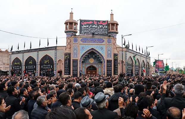 اجتماع عظیم حسینیان اردبیل در روز عاشورا