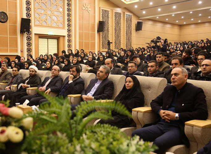نشست استاندار اردیبل با دانشجویان استعداد درخشان دانشگاه محقق اردبیلی