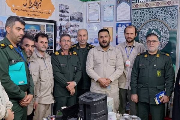 بازدید فرمانده سپاه استان اردبیل از نمایشگاه اسوه فاطمی