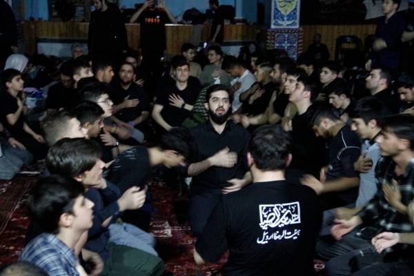 عزاداری معتکفین برای حضرت زینب(س) در مسجد جامع اردبیل