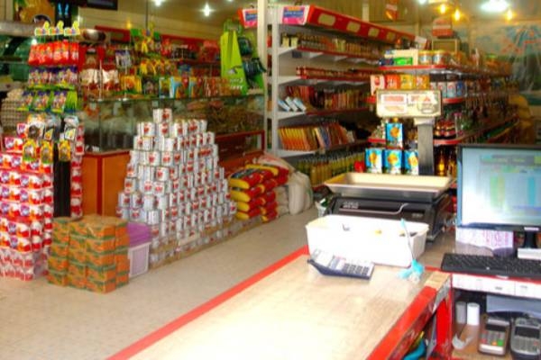 ذخیره سازی و توزیع کالاهای اساسی برای ماه رمضان و عید نوروز در اردبیل