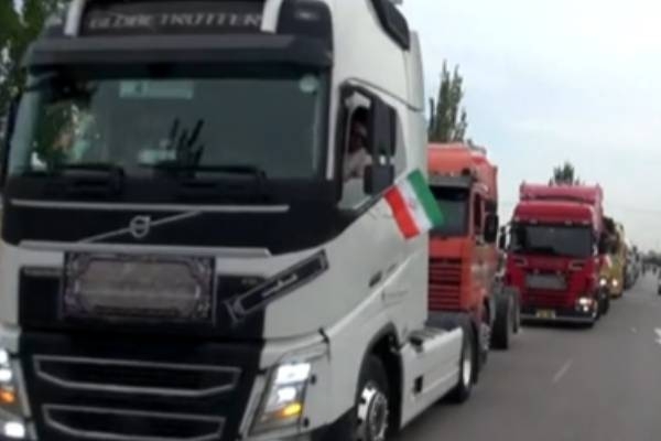 ابراز همدردی 300 کامیون‌دار  اردبیلی با  داغداران بندر شهید رجایی