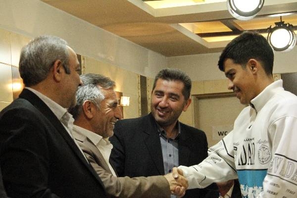 جشن قهرمانی باشگاه مقاومت اردبیل در لیگ برتر فوتبال استان
